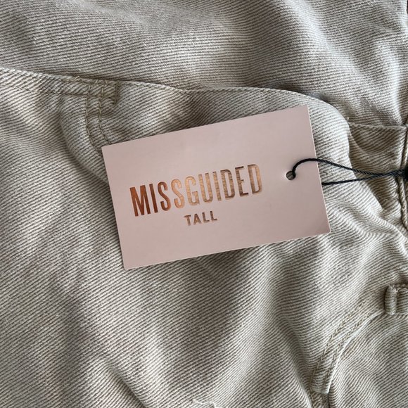 Missguided Riot Rise Ripped Mom Jeans - Picture 7 of 12